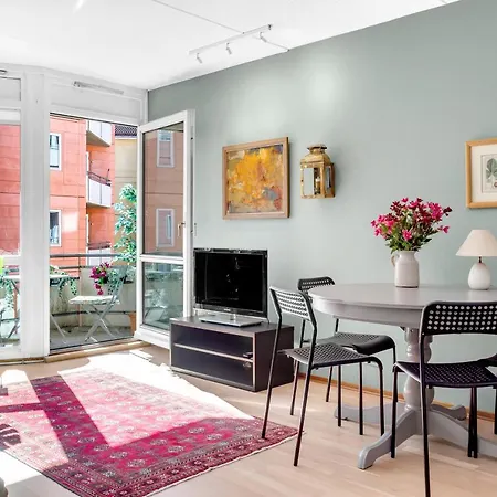 Apartment Gronland Central Premier *